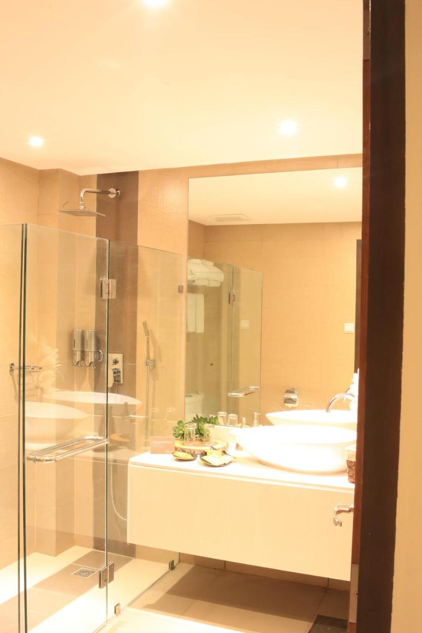 The Oriental Leyte Hotell Tacloban Eksteriør bilde